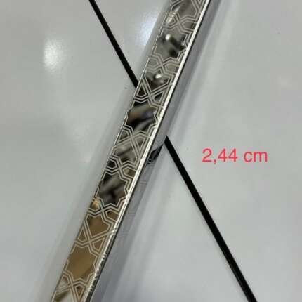 كورنير لحماية زوايا الحائط